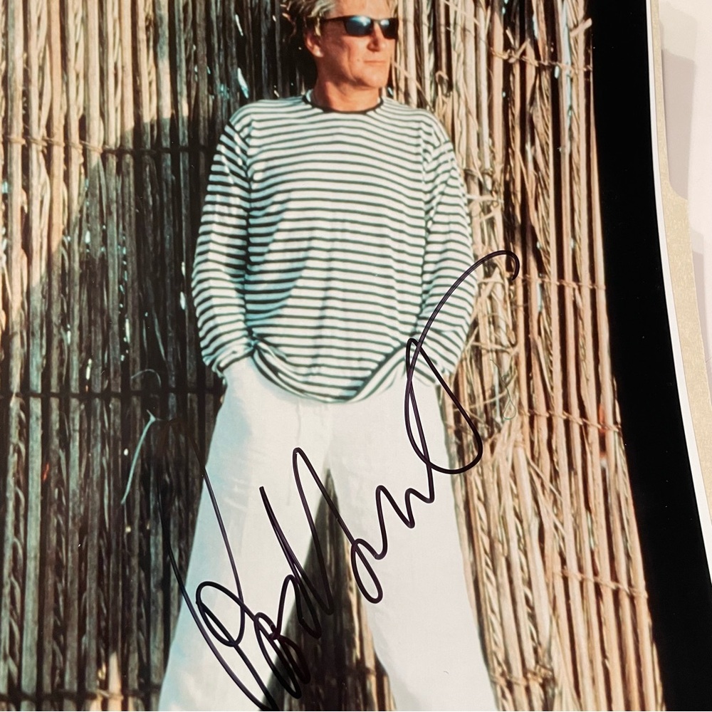 Rod Stewart autograph 8x10